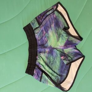 Lululemon Tracker Short III *4-way Stretch